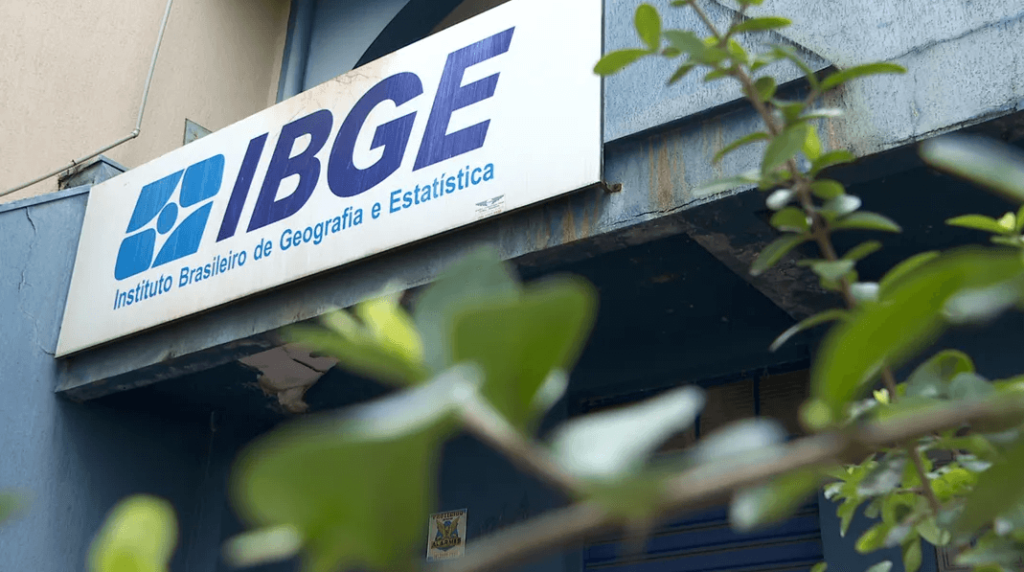 IBGE abre processo seletivo nacional com salários que passam de R$ 5,2 mil