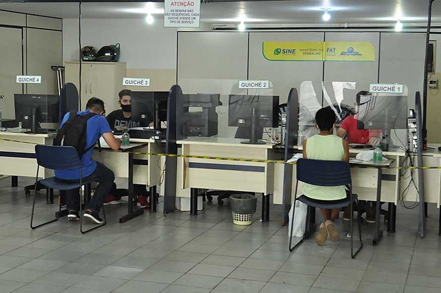 Agência do Trabalhador de Paranavaí oferece 502 vagas de emprego nesta terça-feira