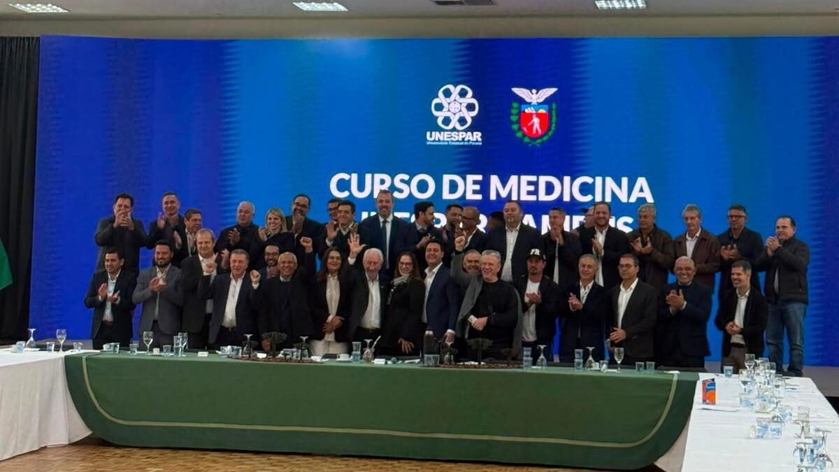 Governador confirma implantação do curso de Medicina na Unespar de Paranavaí