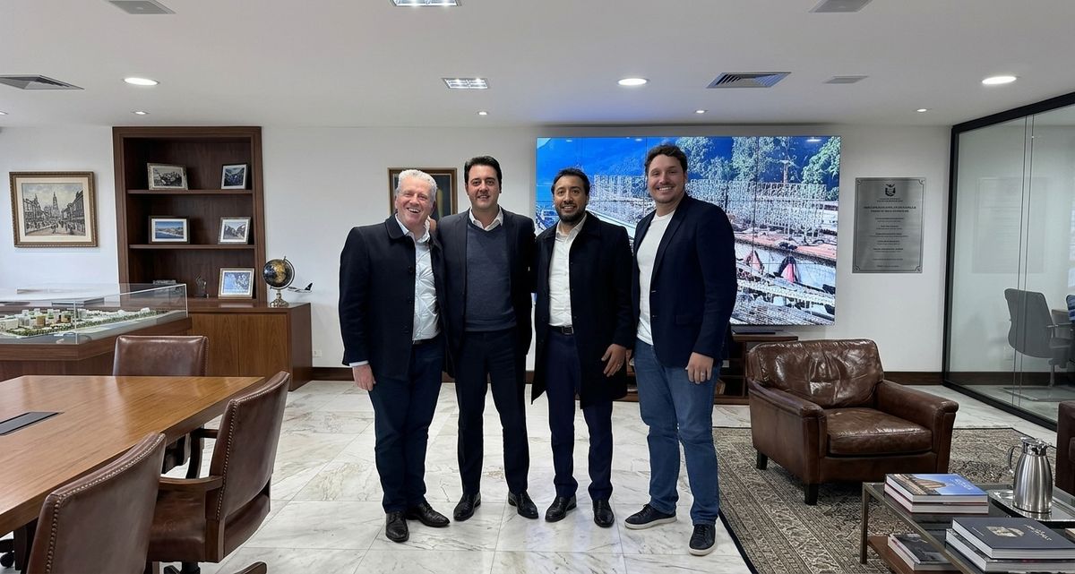 Governador Ratinho Junior Celebra Curso de Medicina na Unespar e Destaca Articulação de Mauricio Gehlen, Lucas Barone e Deputado Adriano José