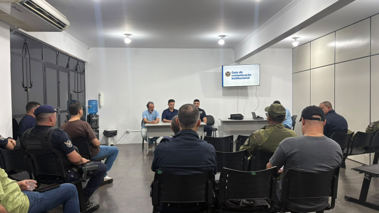 GCM de Paranavaí recebe capacitação sobre comunicação institucional e boas práticas